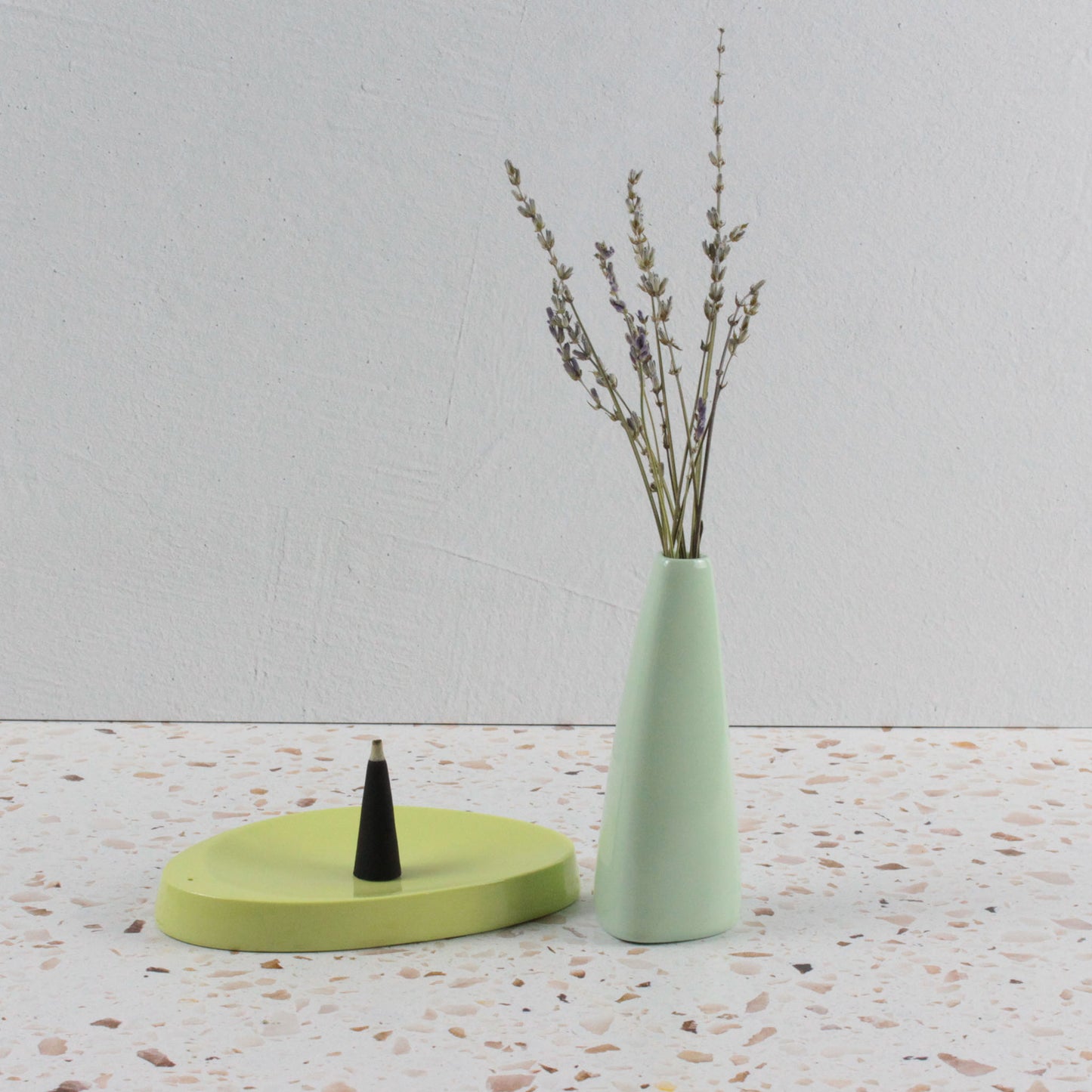 One Color : Incense Plate