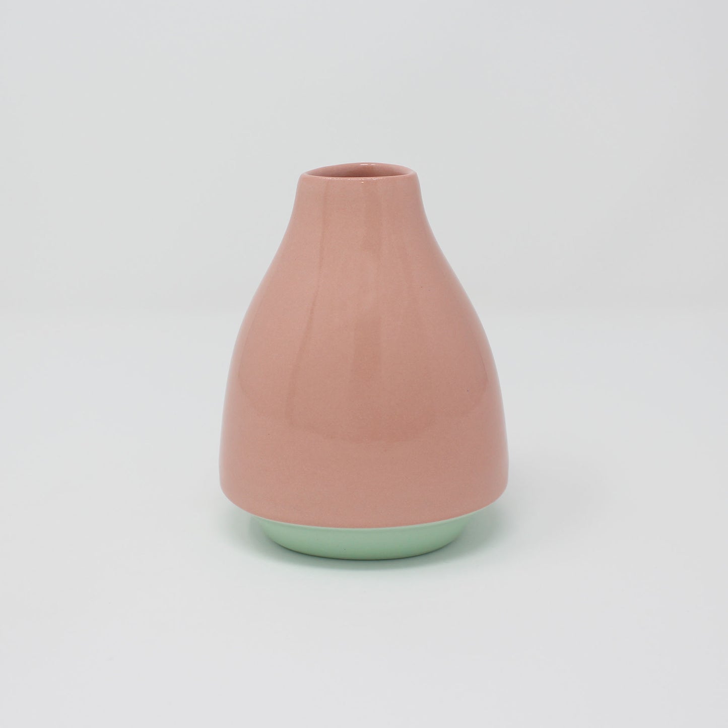 Bottom Curve : Bottle Vase
