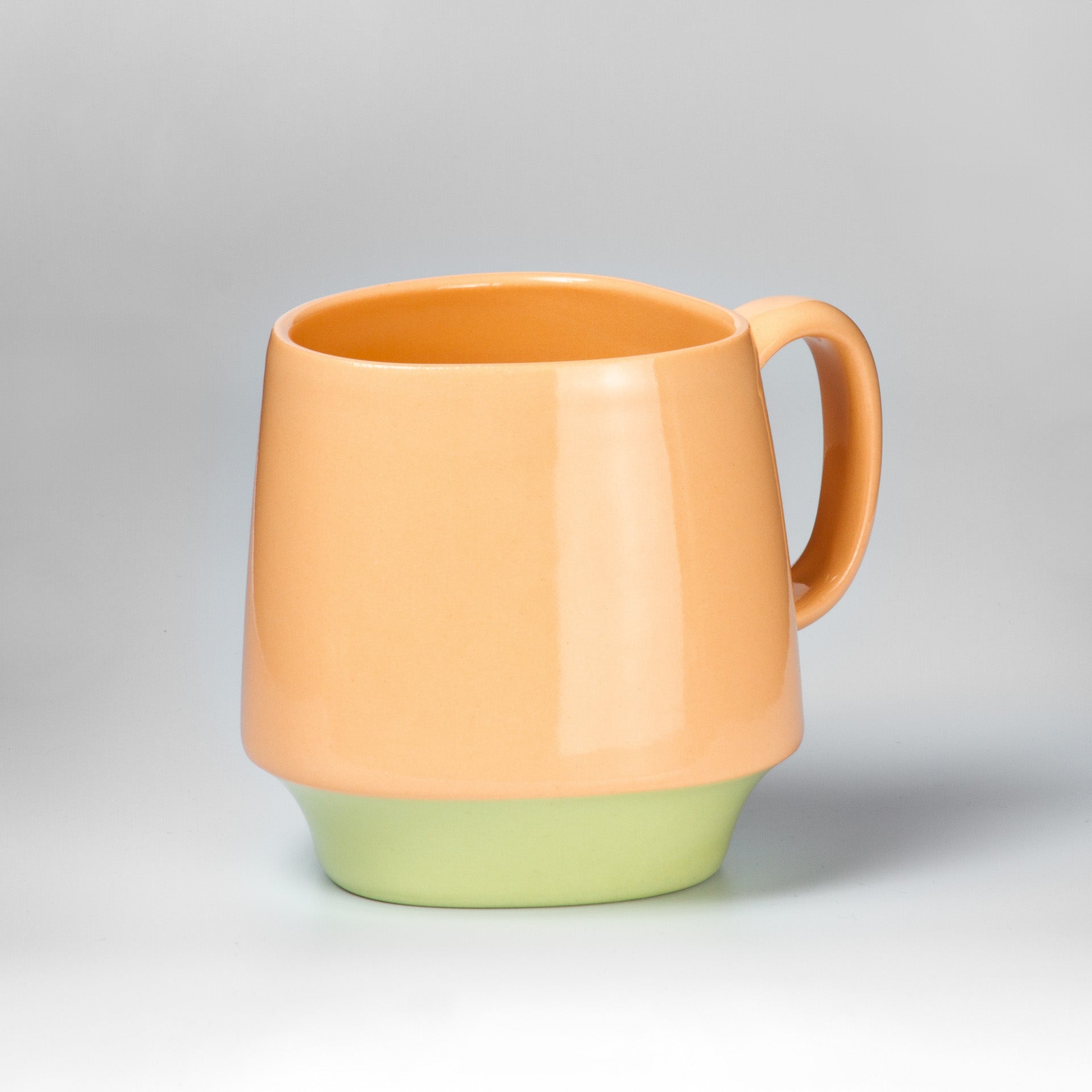 Bottom Curve : 16oz Mug Purple Avocado