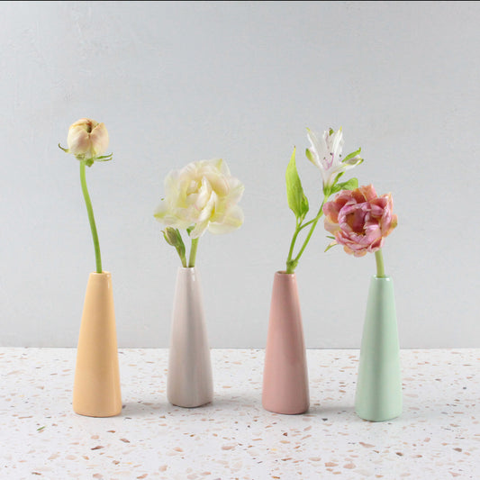 One Color : Vase No. 3 Medium