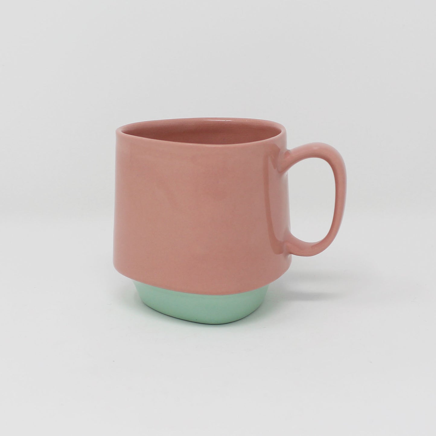 Bottom Curve : 10oz Mug