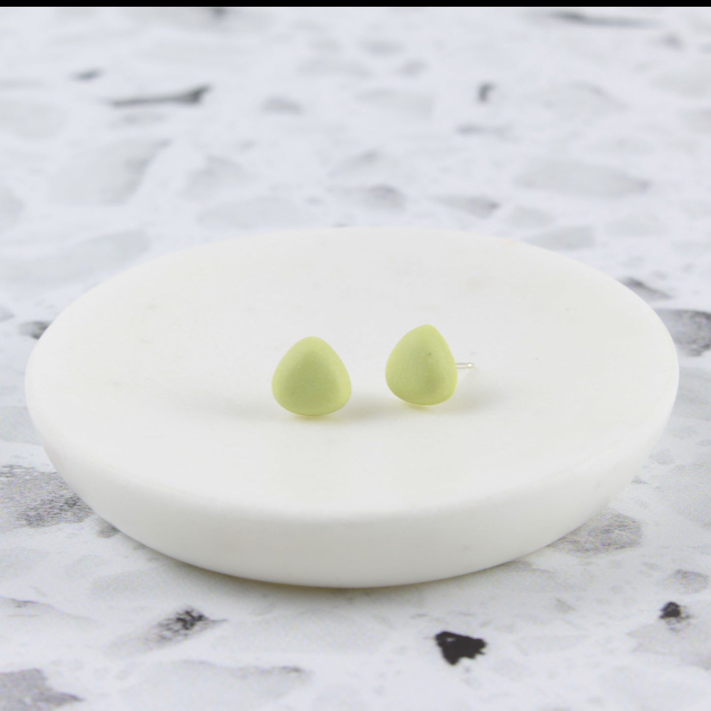 Earrings : Small Studs